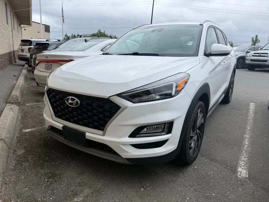 2020 Hyundai Tucson Sport photo 1
