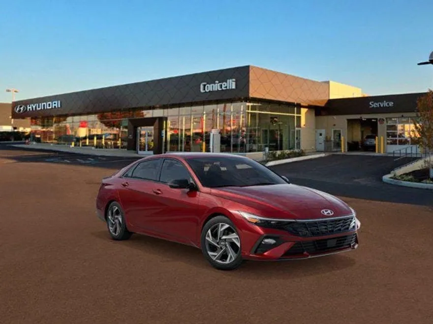 2025 Hyundai Elantra SEL Sport photo 1