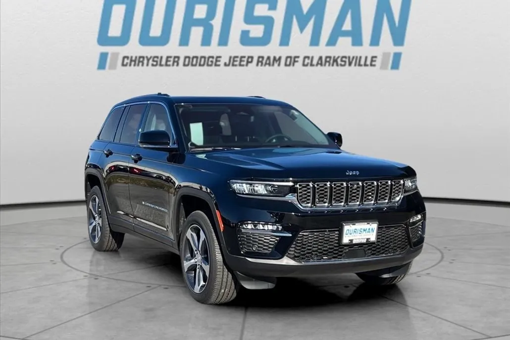 2024 Jeep Cherokee Base 4xe photo 1