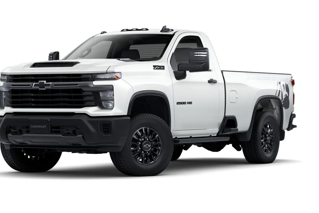 2025 Chevrolet Silverado 2500HD photo 1