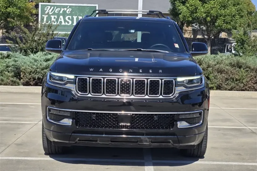 2024 Jeep Wagoneer L Base photo 1