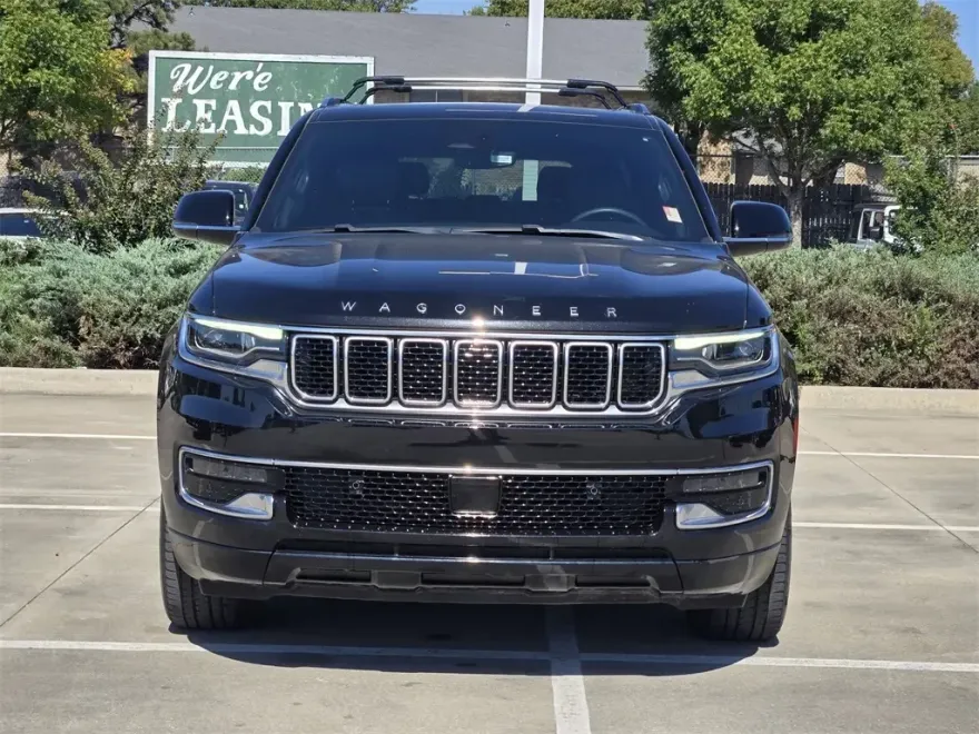 2024 Jeep Wagoneer L Base photo 1