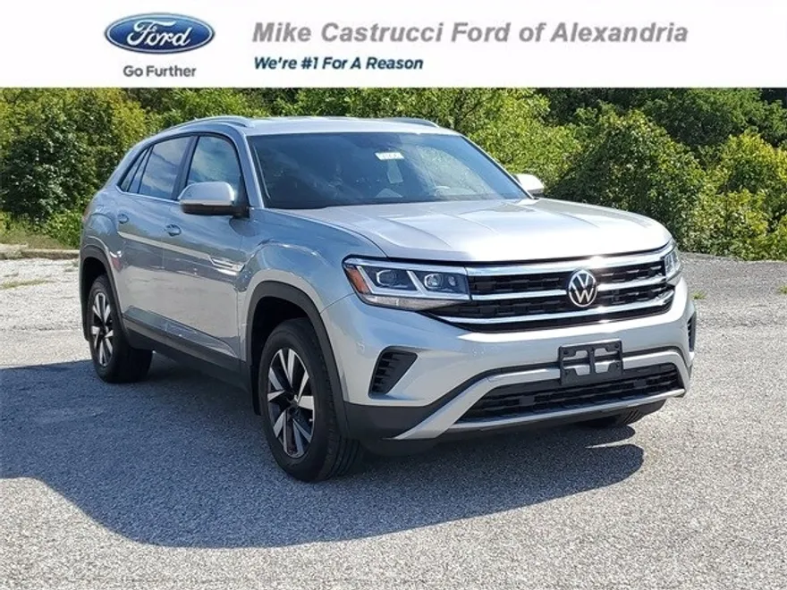 2023 Volkswagen Atlas Cross Sport SE photo 1