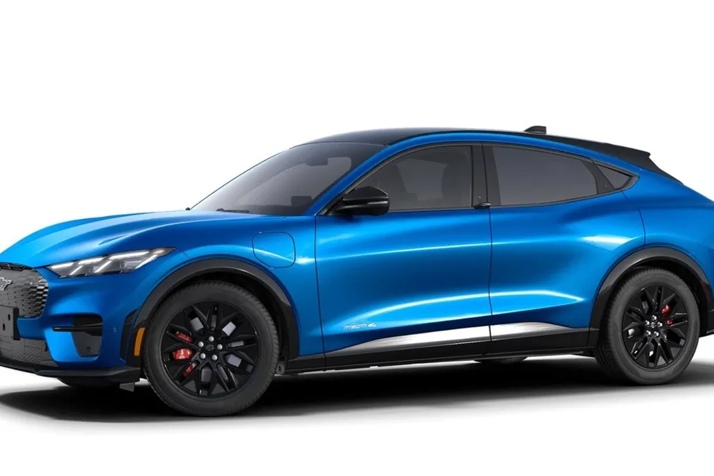 2025 Ford Mustang Mach-E Premium photo 1