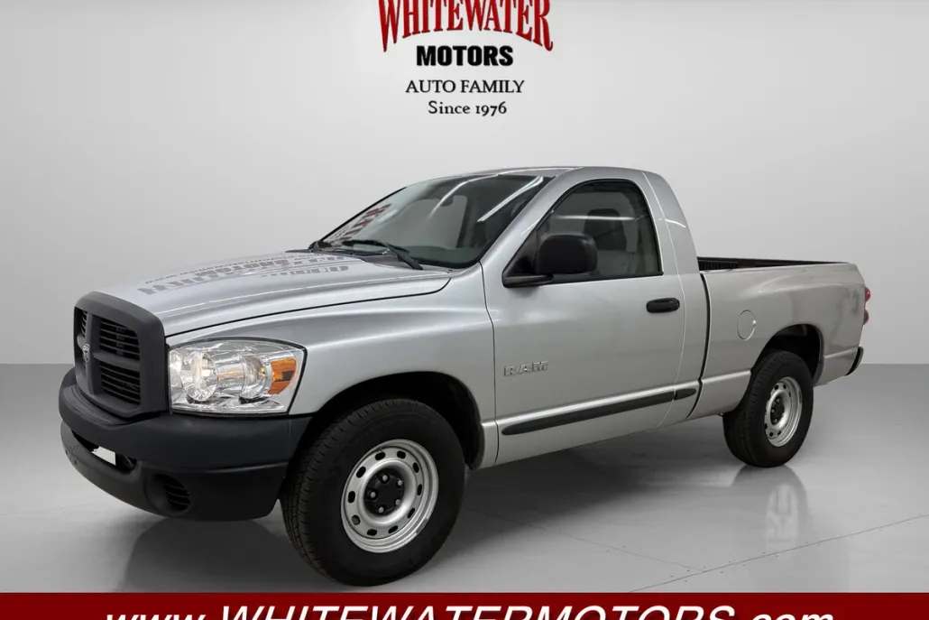 2008 Dodge Ram ST photo 1