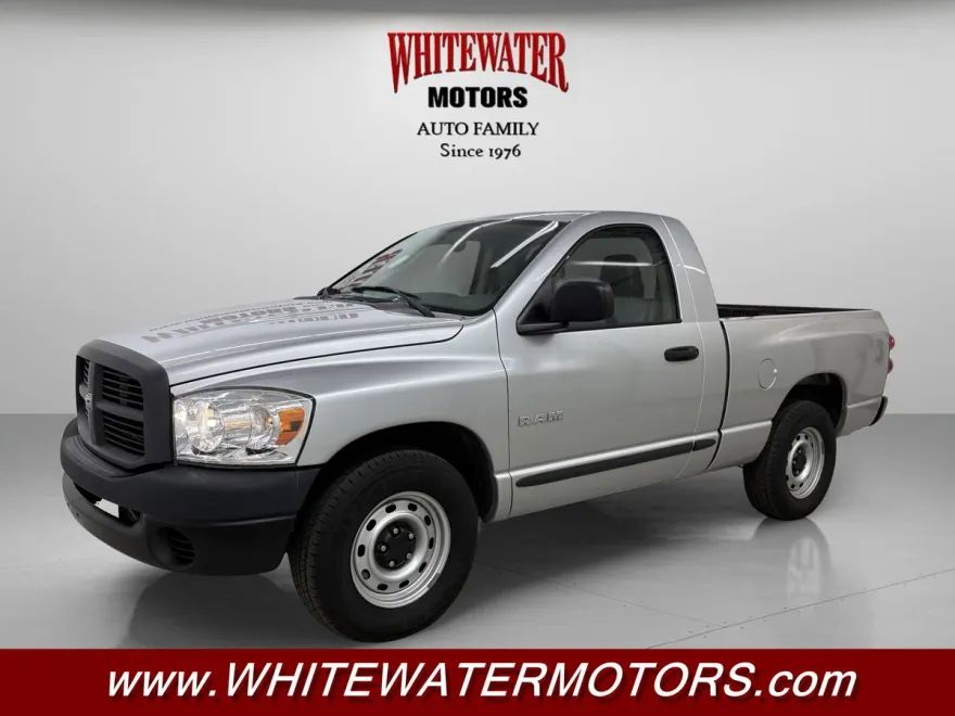 2008 Dodge Ram ST photo 1
