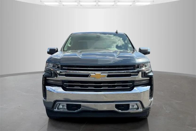 2019 Chevrolet Silverado 1500 LT photo 1