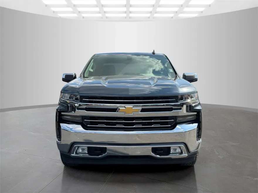 2019 Chevrolet Silverado 1500 LT photo 1