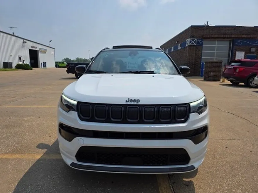 2022 Jeep Compass High Altitude photo 1