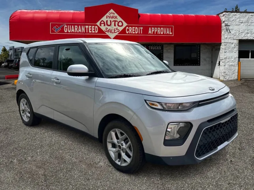 2021 Kia Soul LX S X-Line photo 1