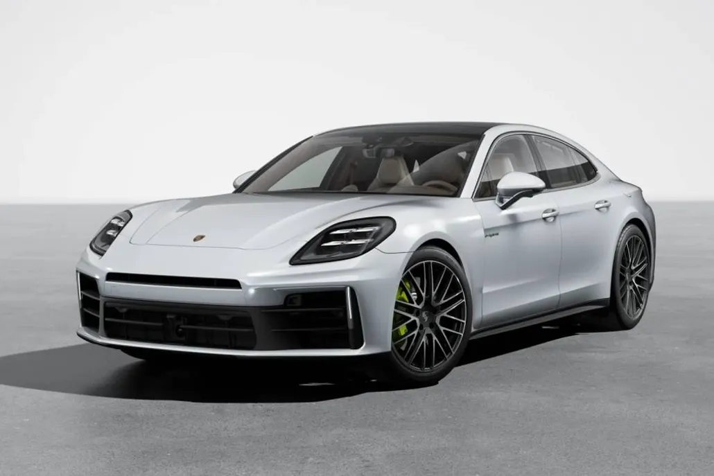2026 Porsche Panamera 4 E-Hybrid photo 1