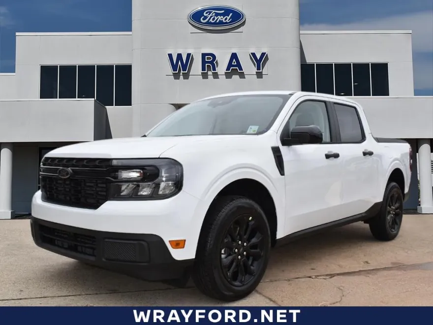 2024 Ford Maverick XLT photo 1
