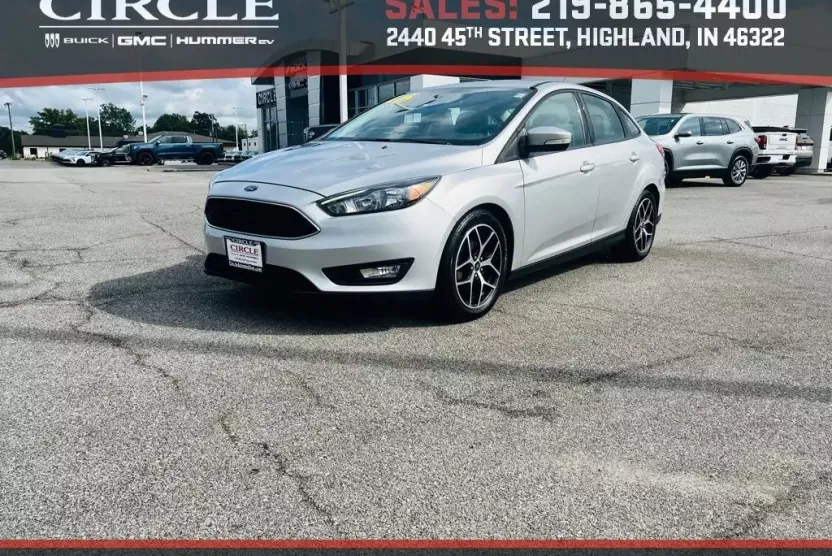 2018 Ford Focus SEL photo 1