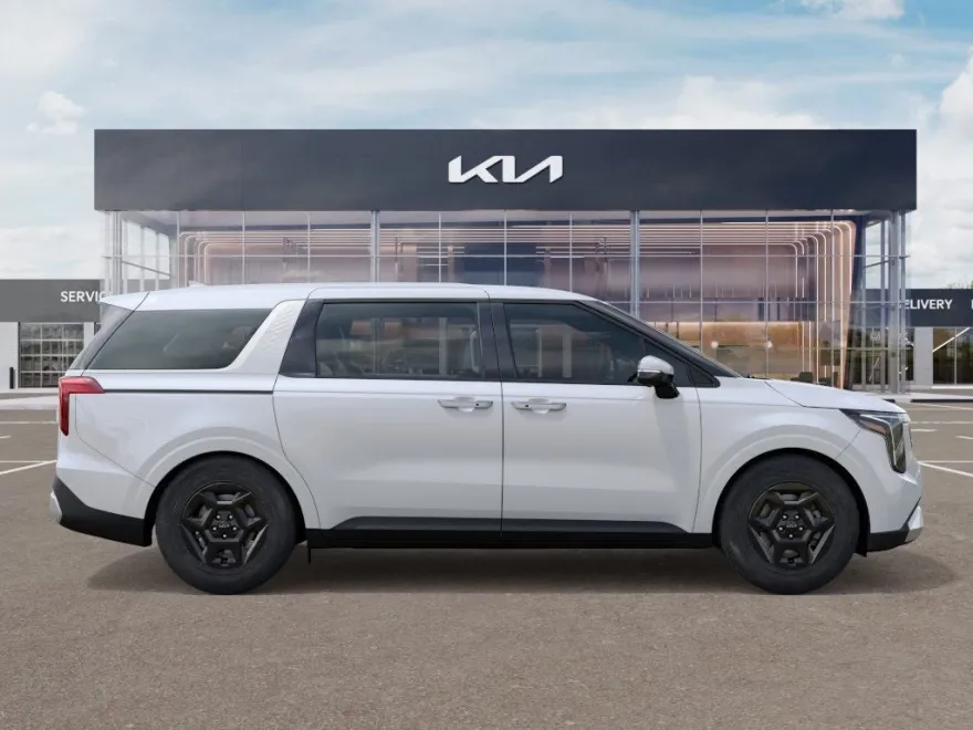 2025 Kia Carnival LXS photo 1