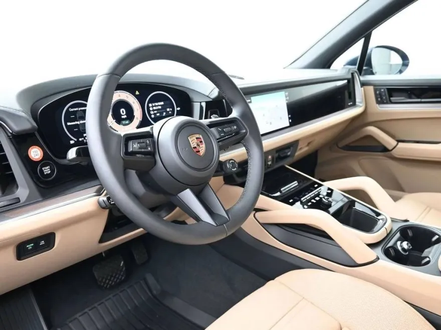 2026 Porsche Cayenne E-Hybrid photo 1