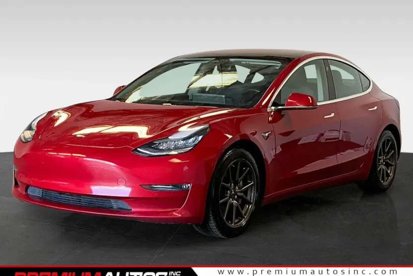2018 Tesla Model 3 Performance photo 1