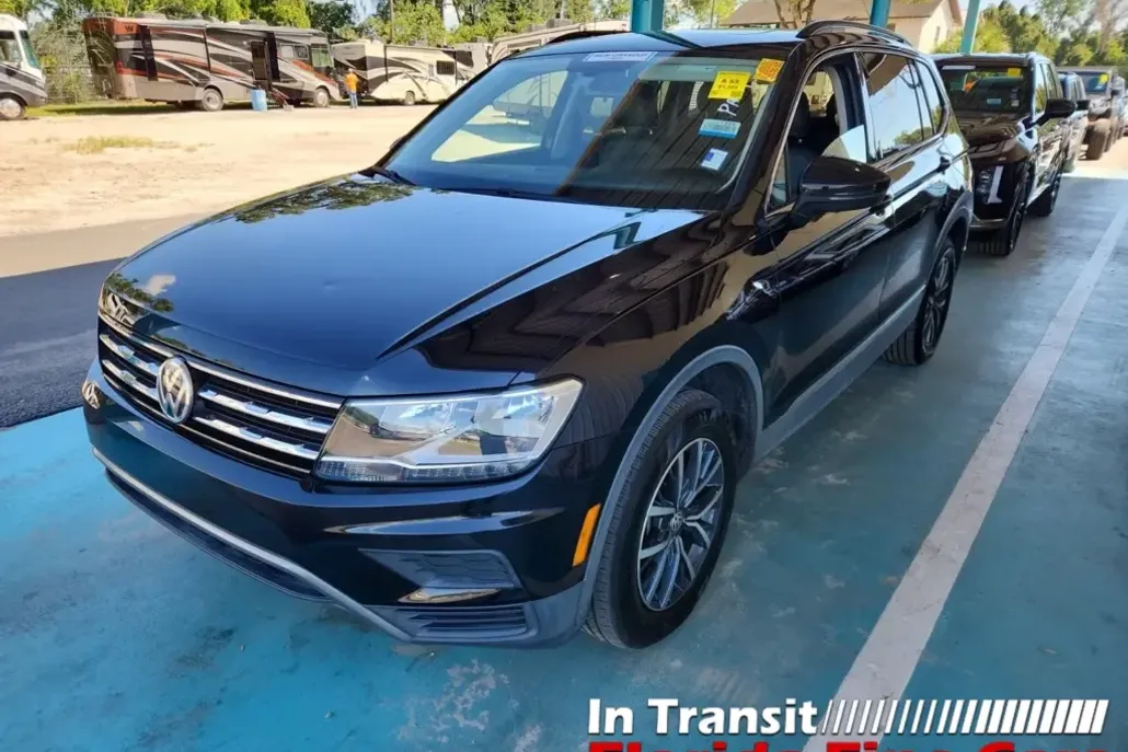 2020 Volkswagen Tiguan SEL photo 1
