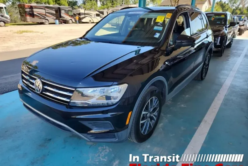 2020 Volkswagen Tiguan SEL photo 1