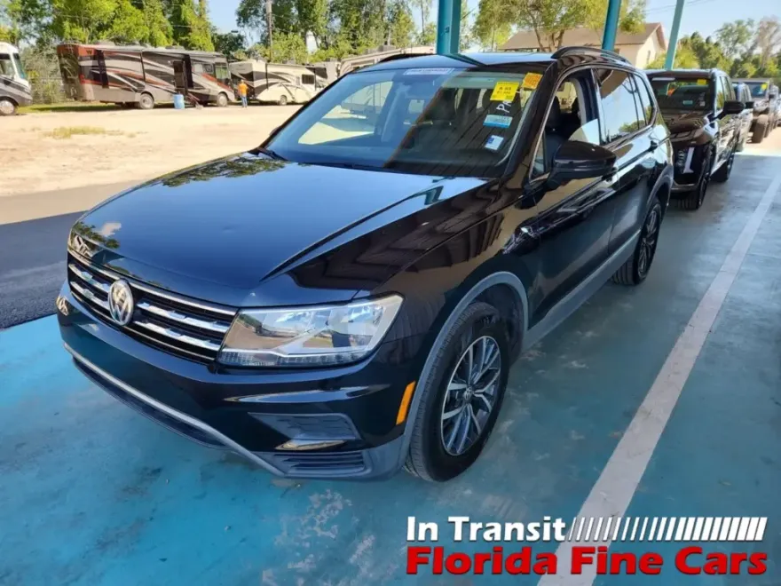 2020 Volkswagen Tiguan SEL photo 1