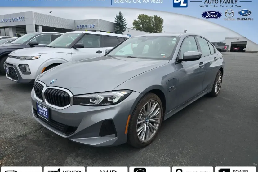 2023 Bmw 330e photo 1