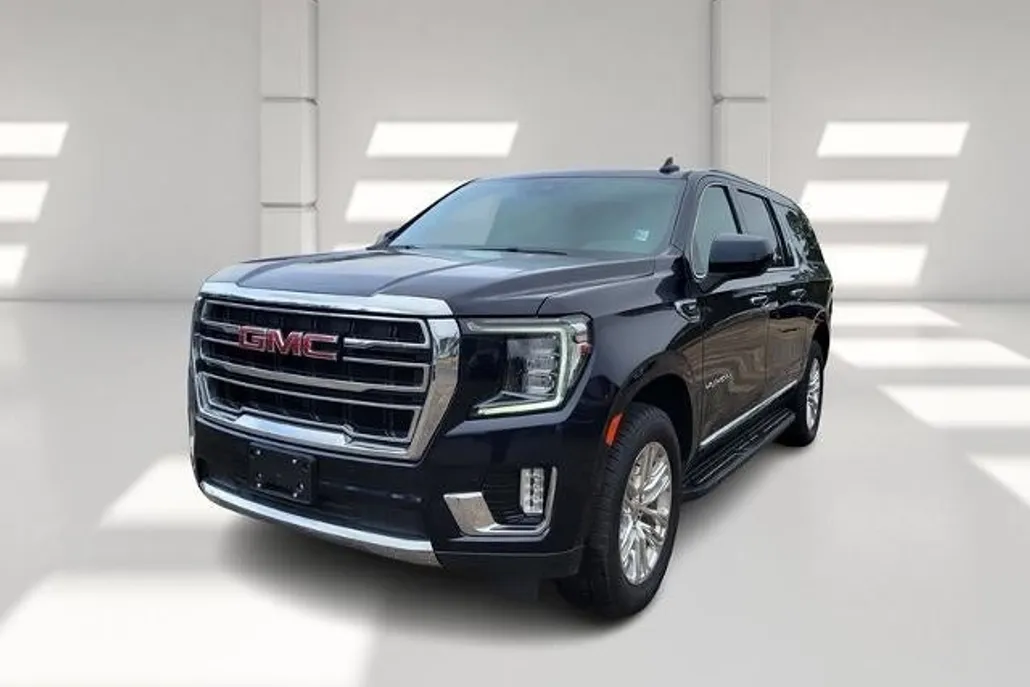 2023 Gmc Yukon XL SLT photo 1
