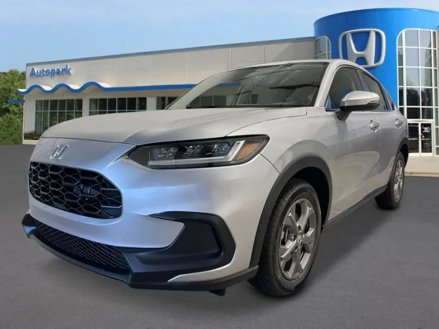 2026 Honda HR-V LX photo 1