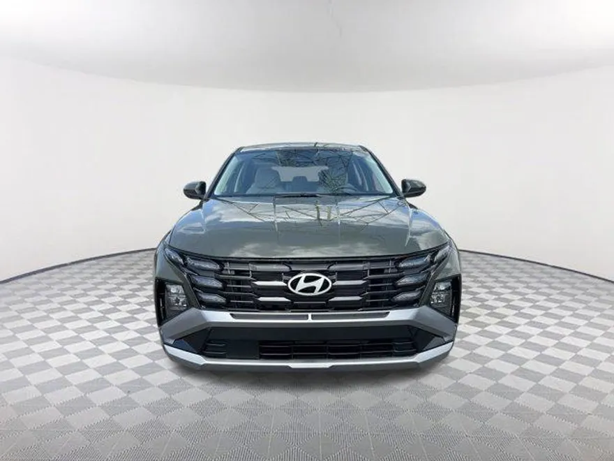 2025 Hyundai Tucson SE photo 1