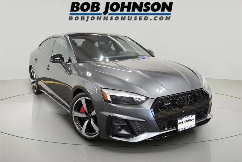 2023 Audi A5 45 S line Premium Plus Quattro photo 1