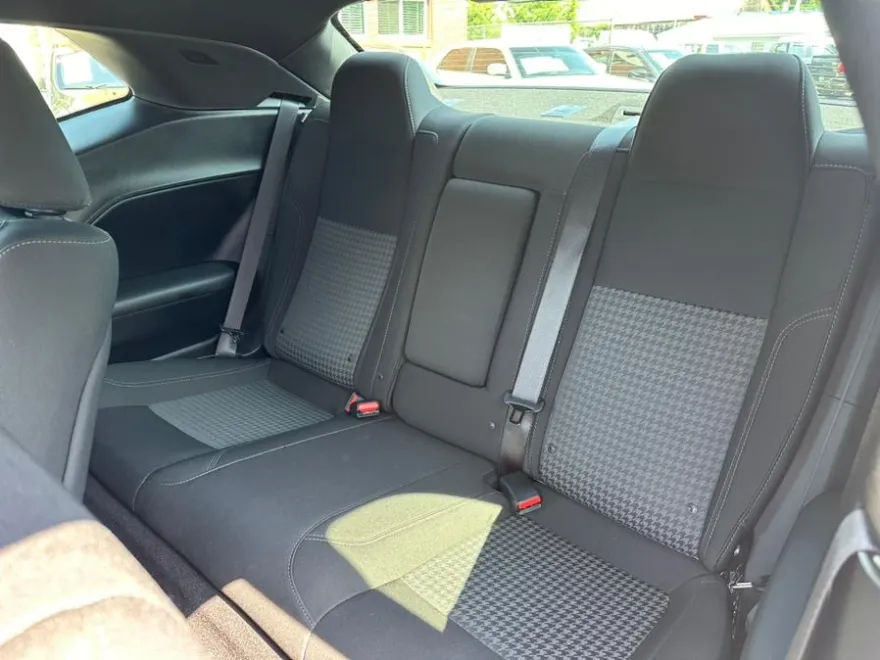 2020 Dodge Challenger SXT photo 14