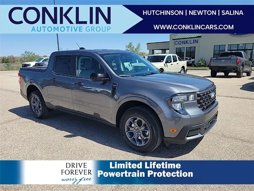 2025 Ford Maverick XLT photo 1