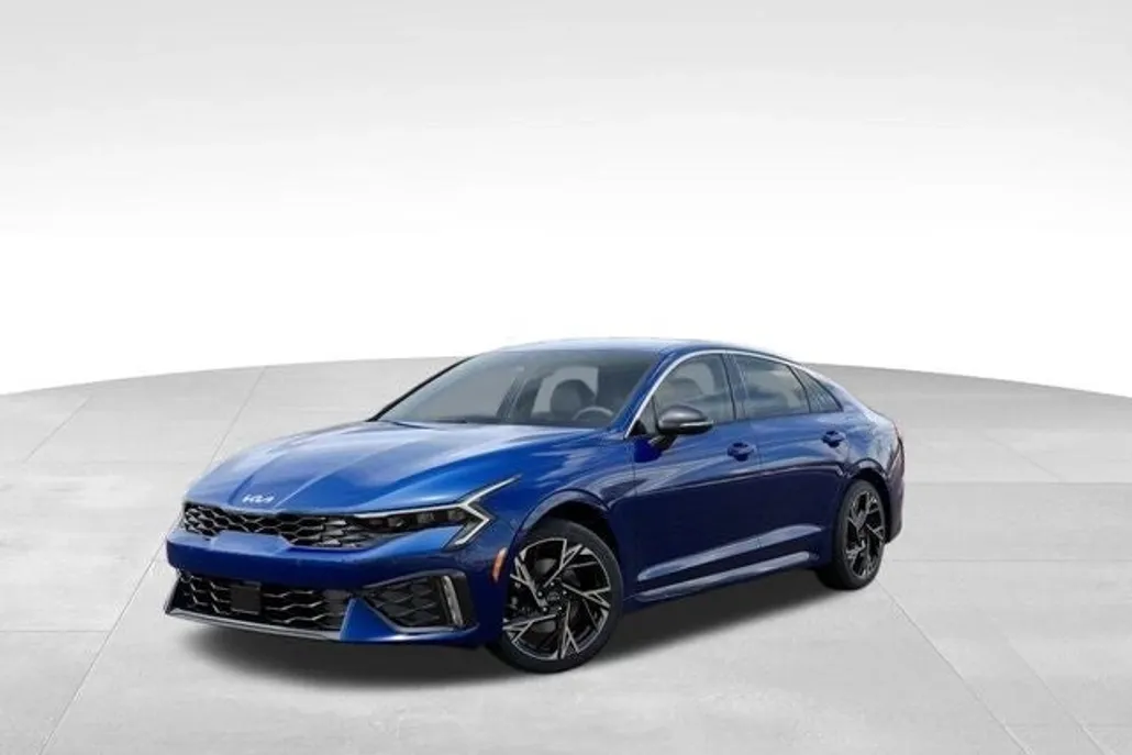2025 Kia K5 GT-Line photo 1