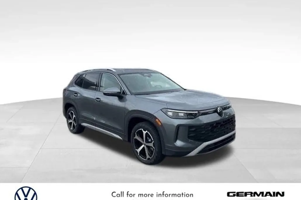 2025 Volkswagen Tiguan SE photo 1