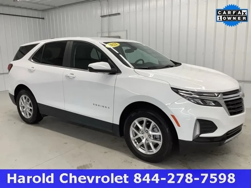 2022 Chevrolet Equinox LT photo 1