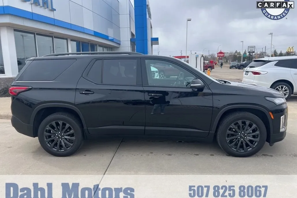 2023 Chevrolet Traverse RS photo 1