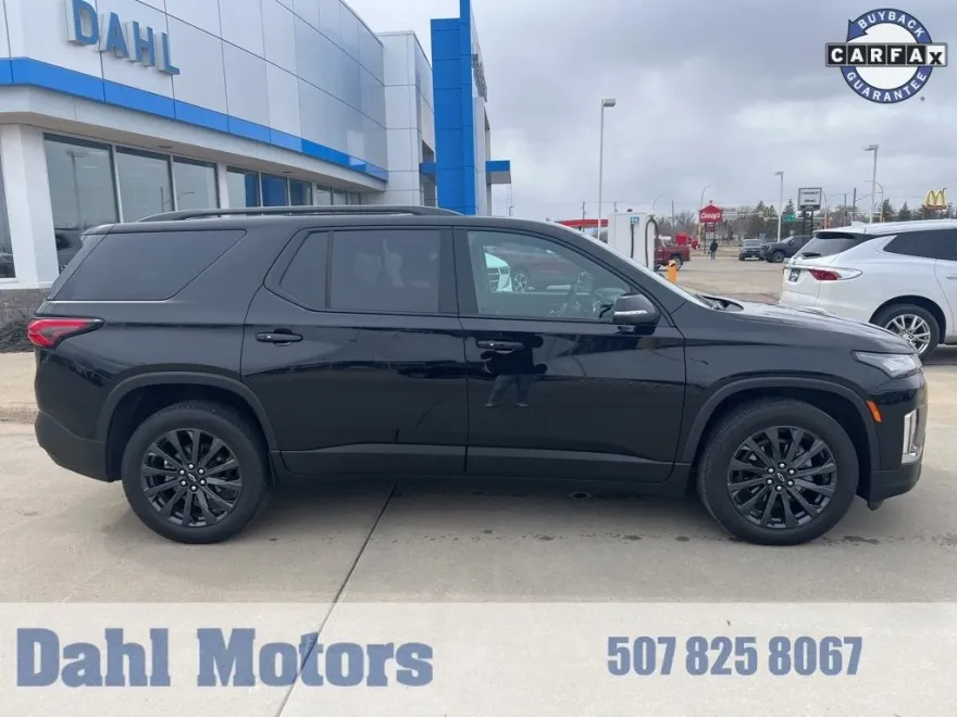 2023 Chevrolet Traverse RS photo 1