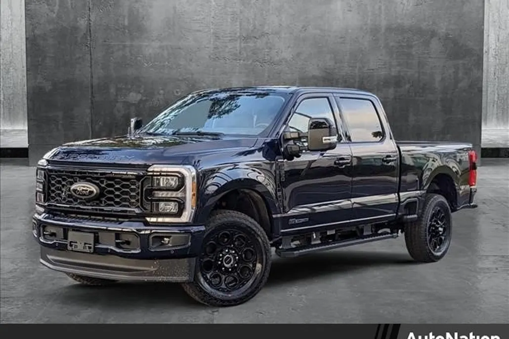2025 Ford F-250 Lariat photo 1