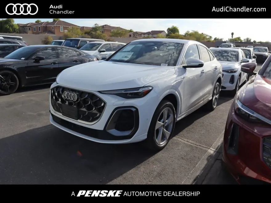 2025 Audi Q5 Sportback Premium Plus photo 1