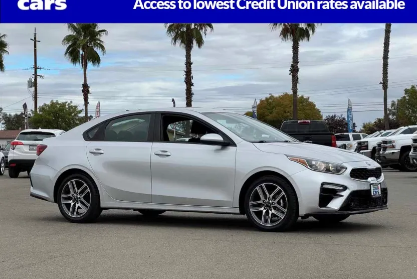 2019 Kia Forte S GT-Line photo 1