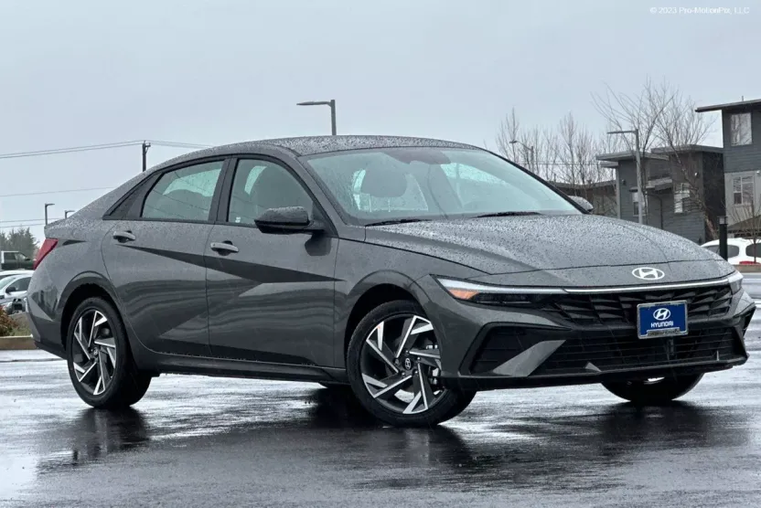 2025 Hyundai Elantra Hybrid SEL Sport photo 1