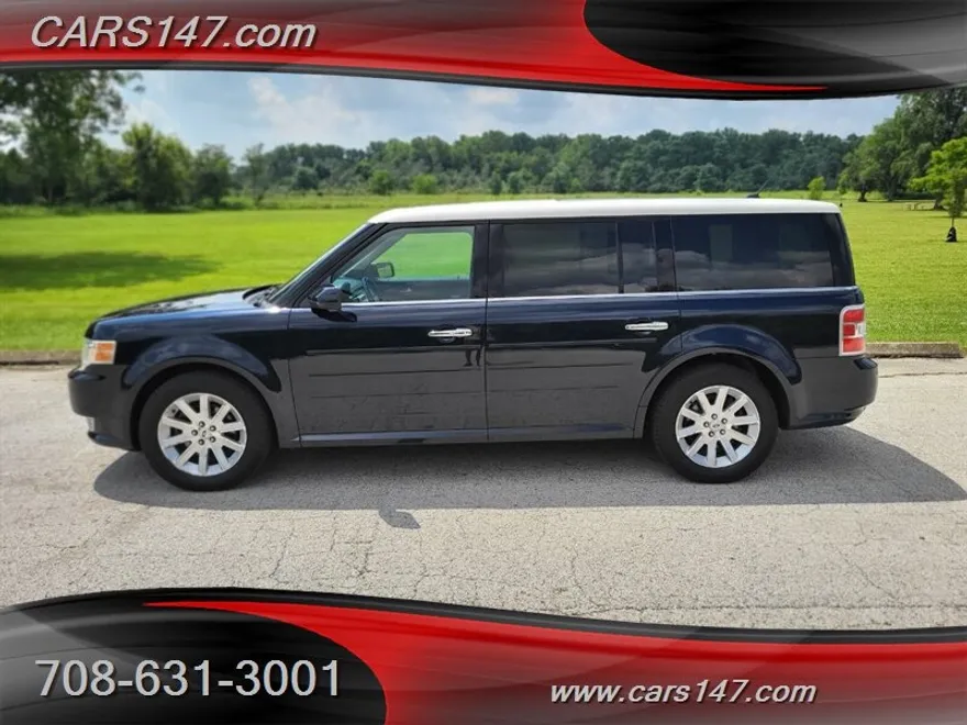 2009 Ford Flex SEL photo 1