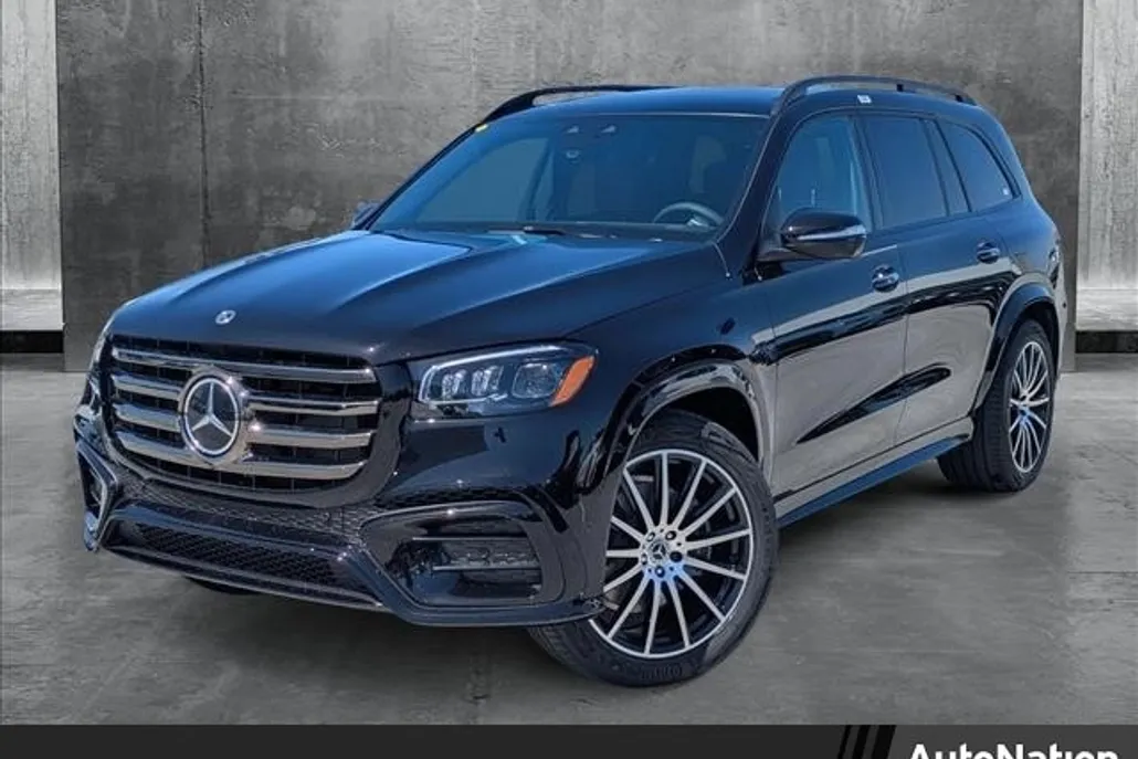 2025 Mercedes Benz GLS 450 4MATIC photo 1