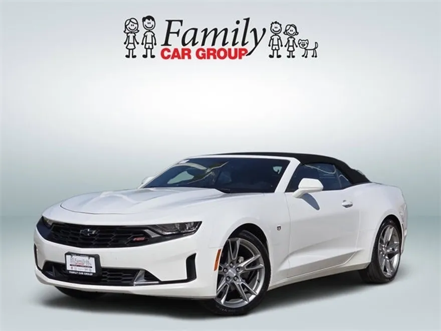 2020 Chevrolet Camaro 2LT photo 1
