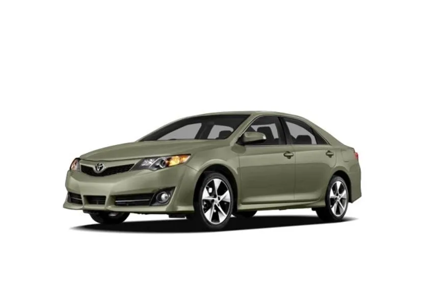 2012 Toyota Camry LE photo 1