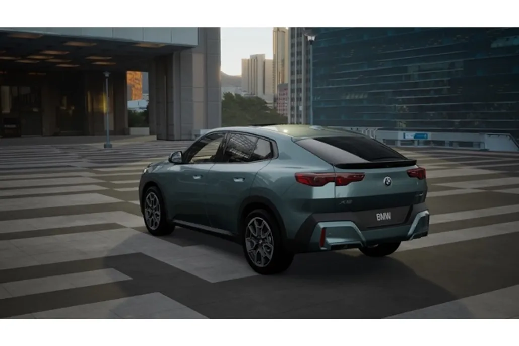 2025 Bmw X2 xDrive28i photo 1