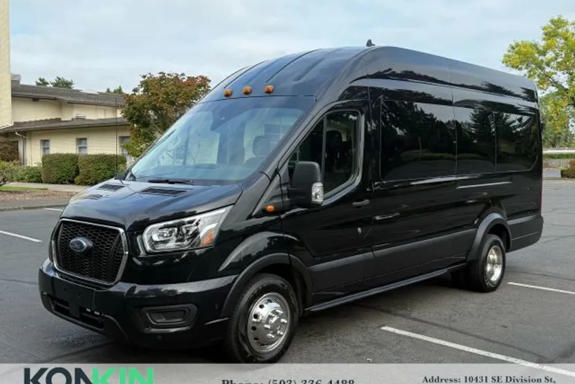 2020 Ford Transit Passenger XLT Van photo 1