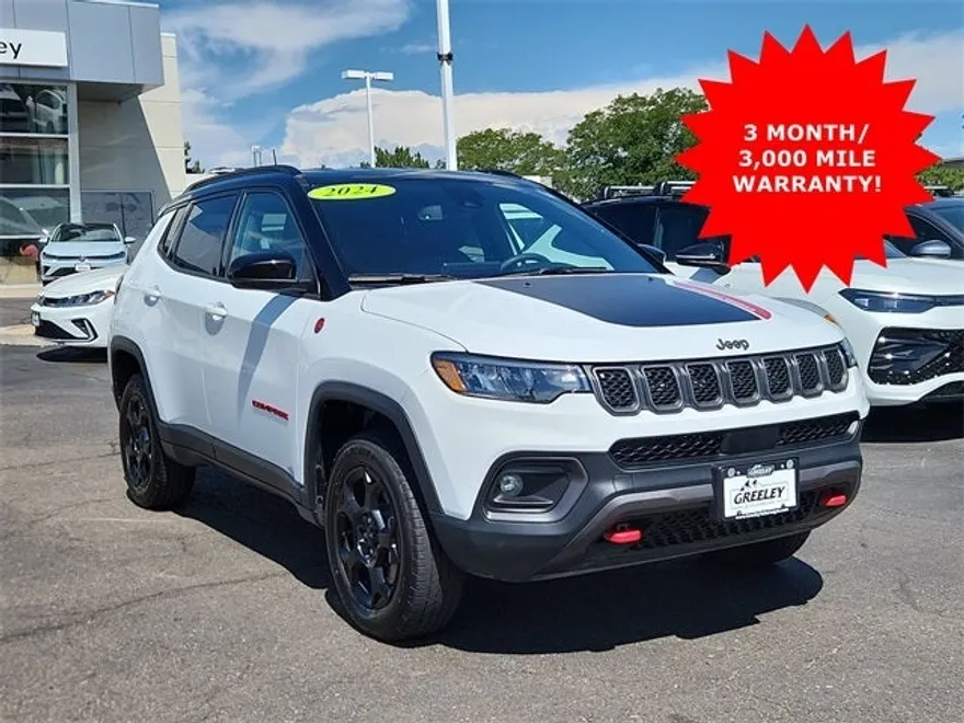 2024 Jeep Compass Trailhawk photo 1