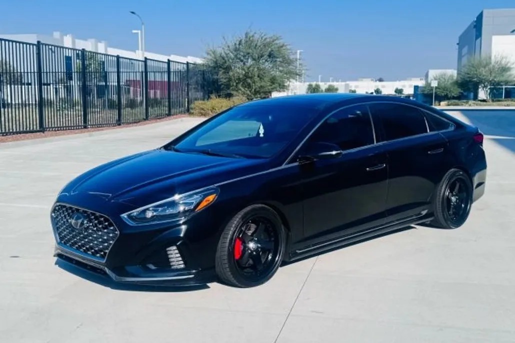 2019 Hyundai Sonata Limited 2.0T photo 1