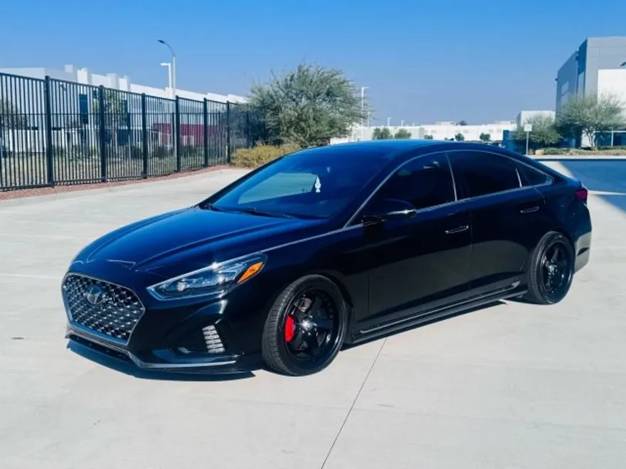 2019 Hyundai Sonata Limited 2.0T photo 1