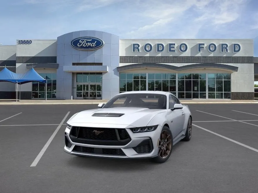 2025 Ford Mustang GT Premium photo 1