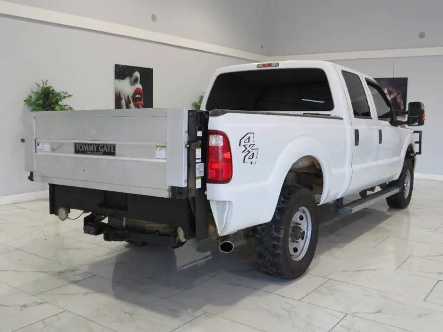 2015 Ford F-350 XLT photo 1